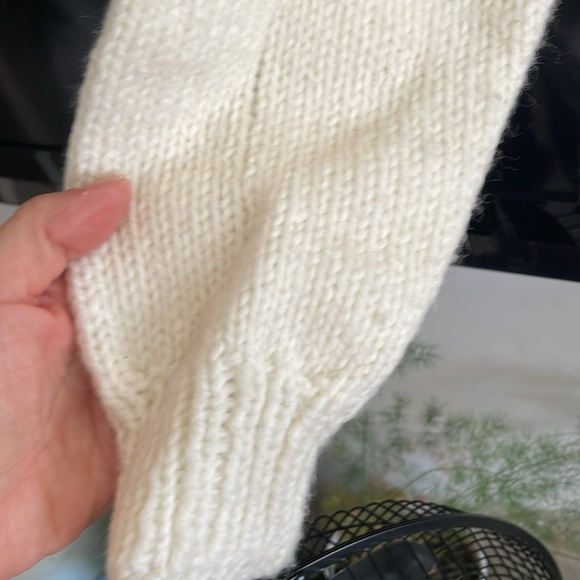 Vintage Handmade Sweater - Picture 4 of 5